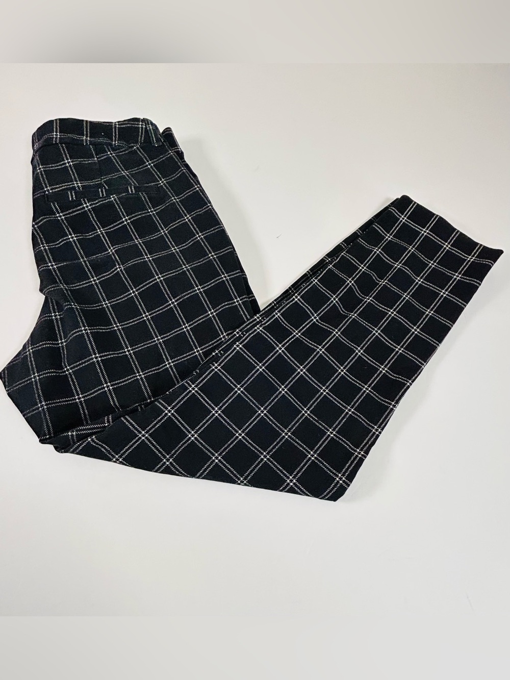 Old Navy Black with White Windowpane Pixie High-Rise Pants